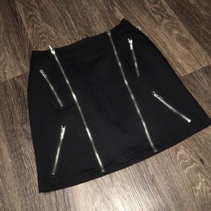 Tripp NYC Zipper Skirt Never Worn